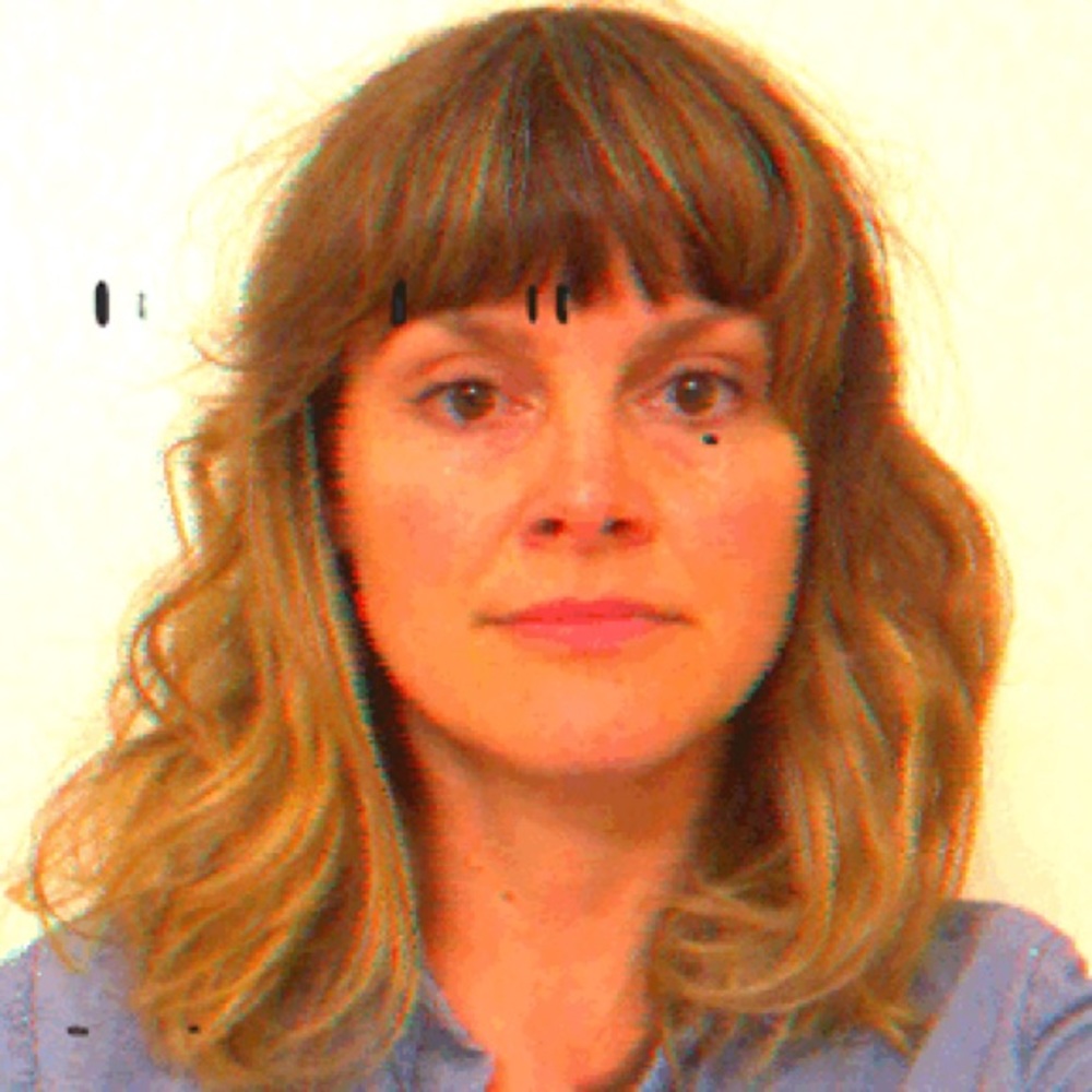 Meet your Posher, Desiree